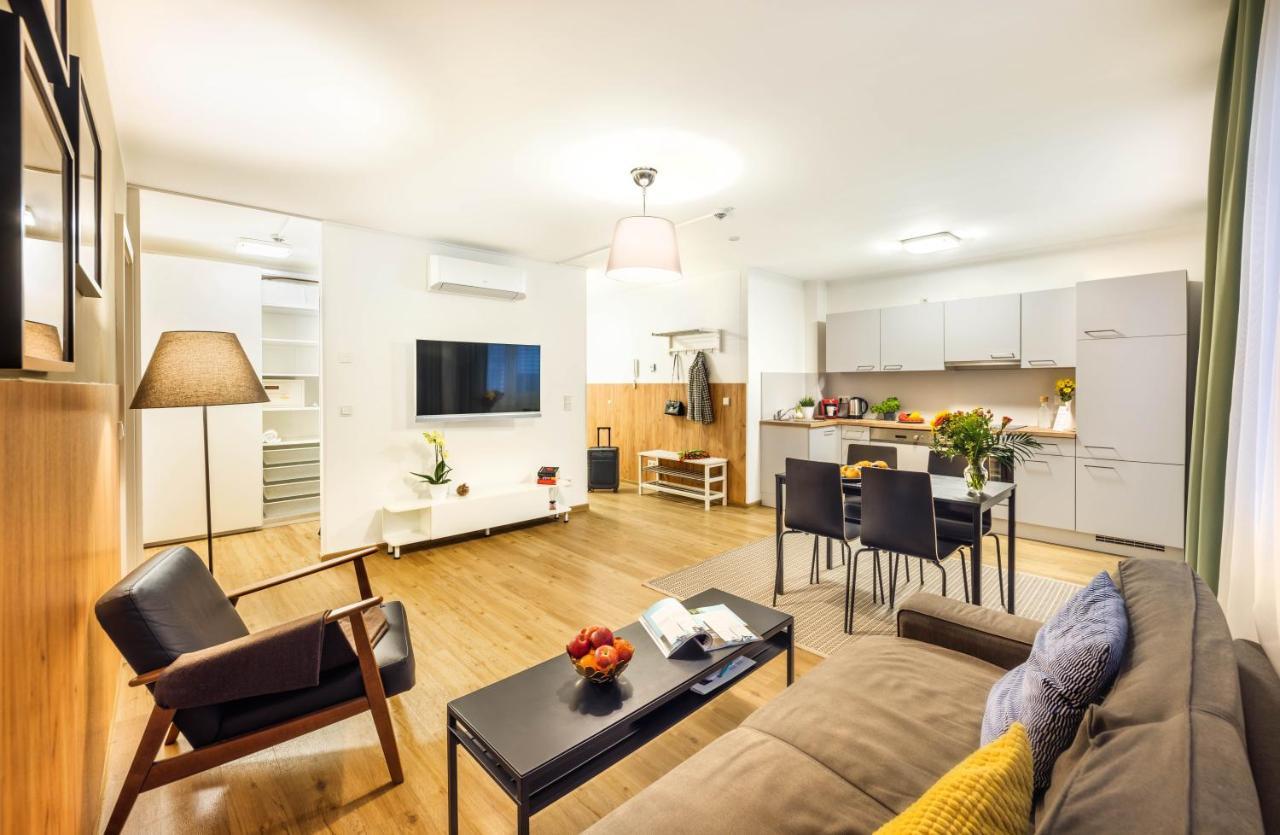Jimmy'S Apartments Siena Вена Экстерьер фото